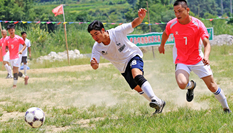 廣西融水：山鄉辦比賽 村民樂享足球