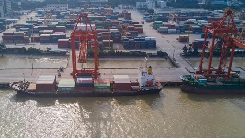 福建省外贸出口首次突破1万亿元关口