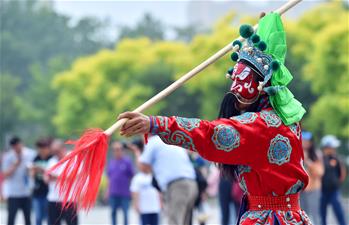 第十二届河北省民俗文化节在石家庄举行