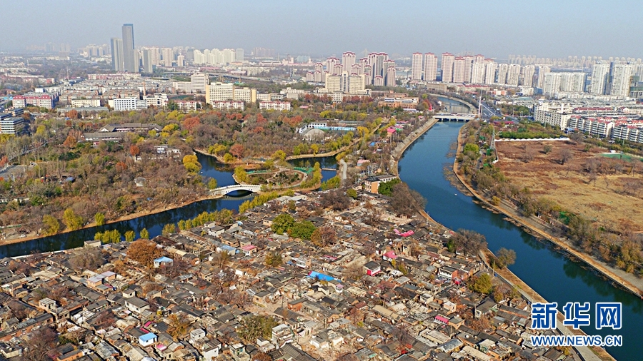 12月4日,航拍天津红桥区西沽即将拆迁的棚户区.(新华网张博摄)