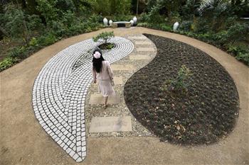 英國劍橋大學建中式花園紀念徐志摩