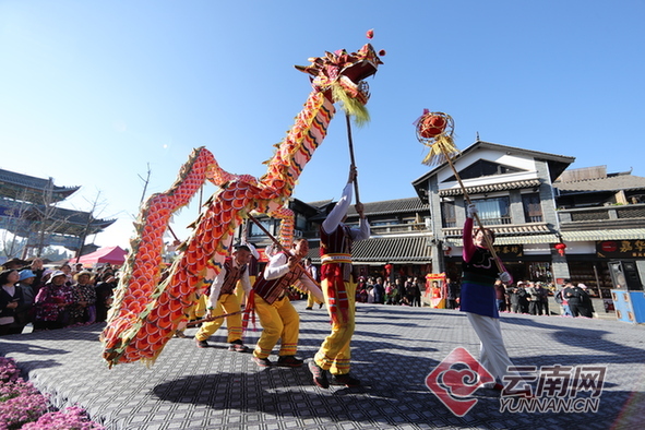 云南民族村年味十足节庆活动体验独特过年习俗